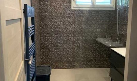 Duault Christopher - Plomberie Chauffage Climatisation - Rénovation complète d’une salle de bain avec douche à l’italienne - Troyes